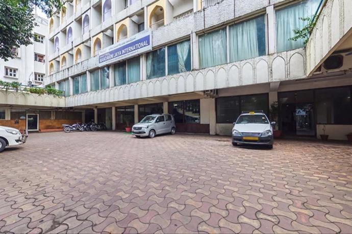 Hotel Jaya International Hyderabad Exterior foto